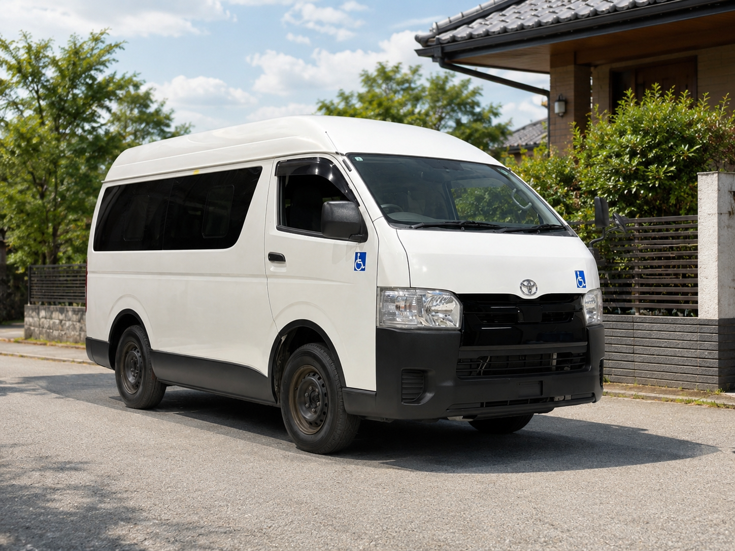 プレスカンゴタクシーの車両